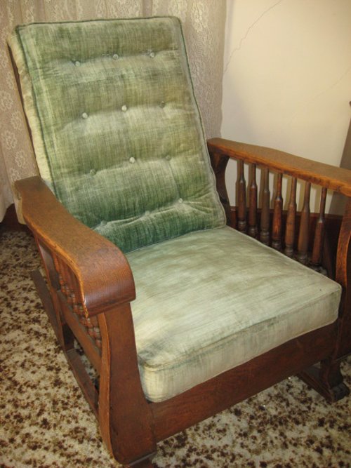 Property photo 109 - Major Antique & Collectibles Auction